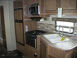2015 Coachmen Catalina Photo #15