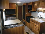 2011 Coachmen Catalina Photo #11