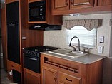 2011 Coachmen Catalina Photo #9