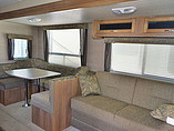 2015 Coachmen Catalina Photo #9