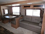 2015 Coachmen Catalina Photo #9