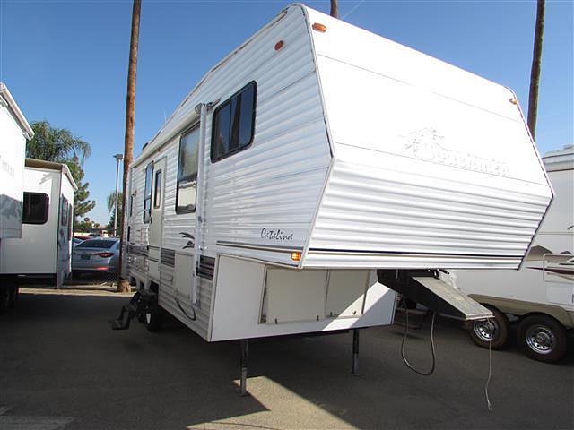 2001 Coachmen Catalina Photo