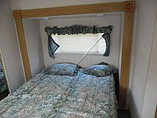 1999 Coachmen Catalina Photo #25