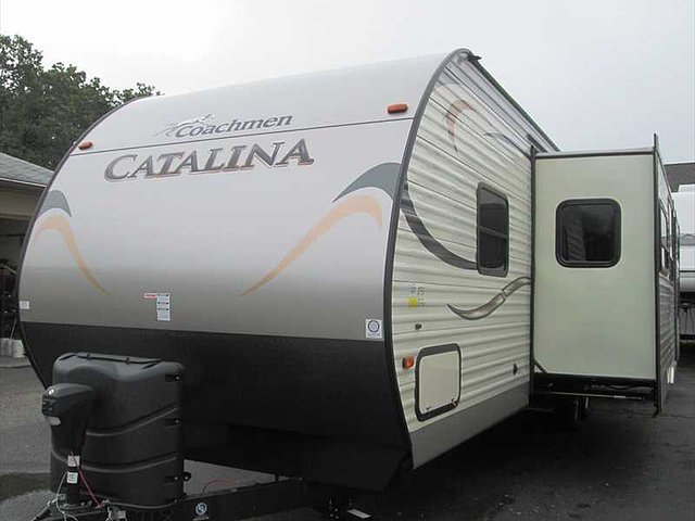 2015 Coachmen Catalina Photo