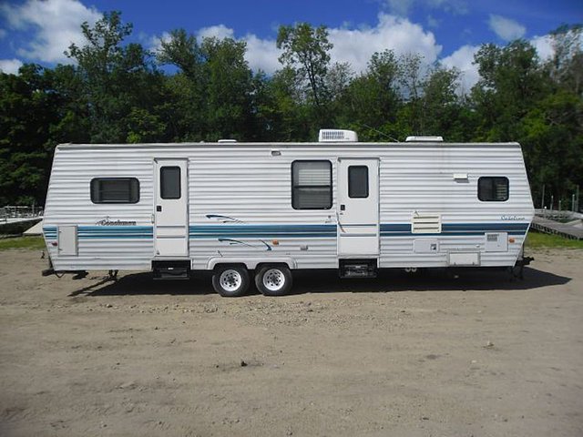 1999 Coachmen Catalina Photo