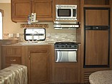 2016 Coachmen Catalina Photo #9