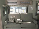 2016 Coachmen Catalina Photo #12