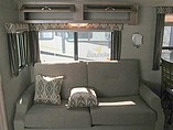 2016 Coachmen Catalina Photo #13