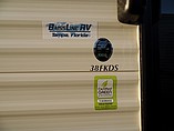 2015 Coachmen Catalina Destination Series Photo #8