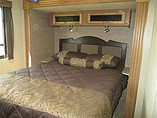 2016 Coachmen Catalina Destination Series Photo #12