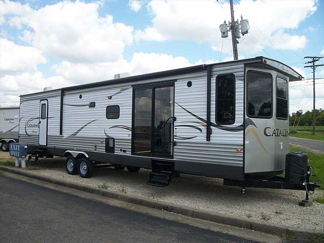 2015 Coachmen Catalina Photo