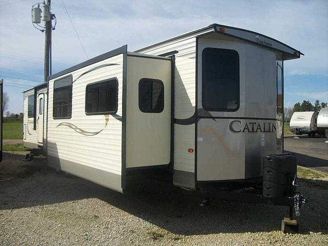2015 Coachmen Catalina Photo