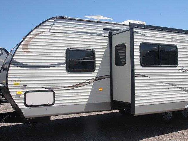 2016 Coachmen Catalina Photo