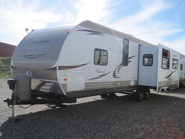 13 Coachmen Catalina Deluxe Edition