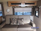 2015 Coachmen Catalina Destination Series Photo #11