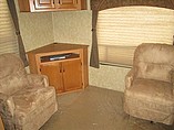 2009 Coachmen Chaparral Photo #9