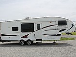 2009 Coachmen Chaparral Photo #4