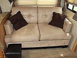 2009 Coachmen Chaparral Photo #16