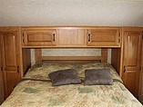 2009 Coachmen Chaparral Photo #25