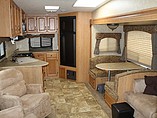 2009 Coachmen Chaparral Photo #28