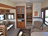 2010 Coachmen Chaparral Photo #11