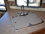 2010 Coachmen Chaparral Photo #17