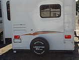 2012 Coachmen Chaparral Photo #10