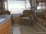 2005 Coachmen Chaparral Photo #7