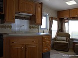 2005 Coachmen Chaparral Photo #12