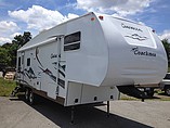 2005 Coachmen Chaparral Photo #27