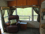 2005 Coachmen Chaparral Photo #13