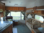 2005 Coachmen Chaparral Photo #27