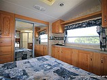2006 Coachmen Chaparral Photo #15