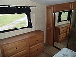 2009 Coachmen Chaparral Photo #11