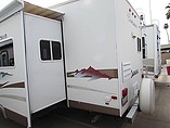 2005 Coachmen Chaparral Photo #5