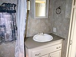 2005 Coachmen Chaparral Photo #10