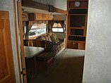 2005 Coachmen Chaparral Photo #9