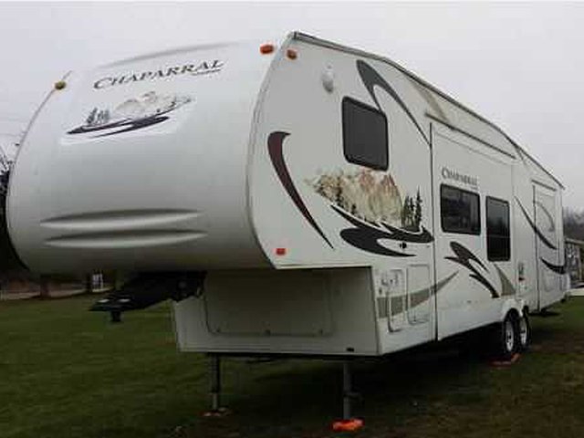 2008 Coachmen Chaparral Photo