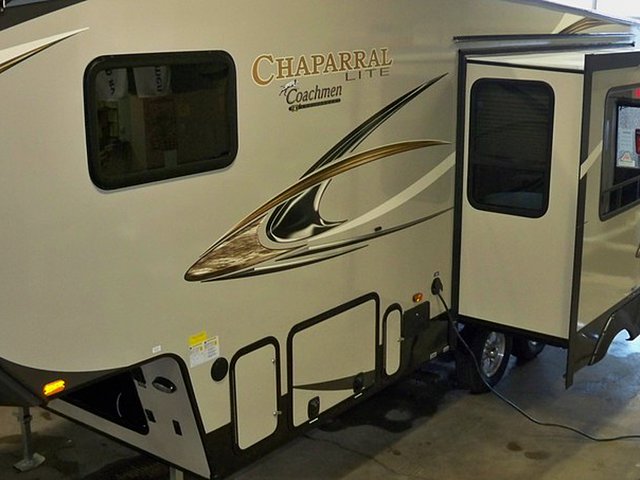 2014 Coachmen Chaparral Photo