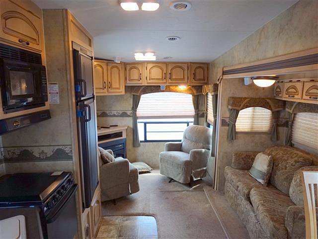 2008 Coachmen Chaparral Photo