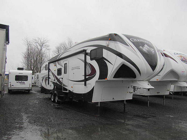 2012 Coachmen Chaparral Photo