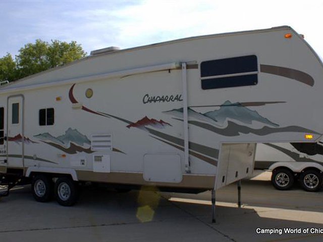 2005 Coachmen Chaparral Photo