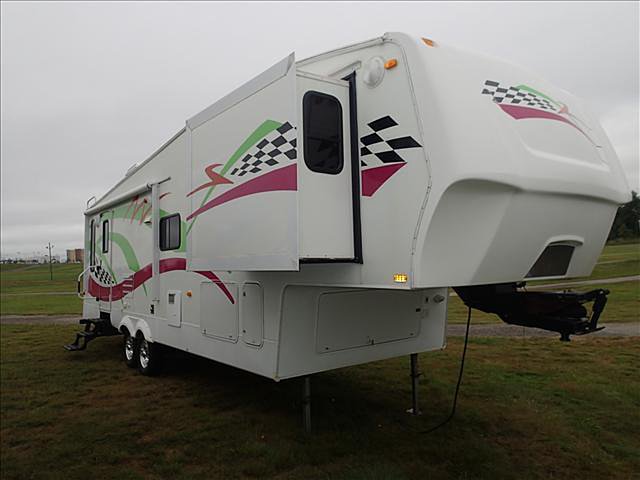 2009 Coachmen Chaparral Photo