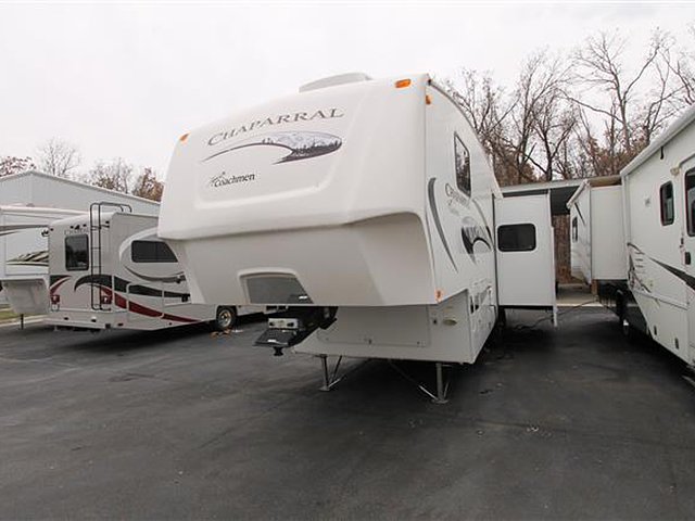 2010 Coachmen Chaparral Photo