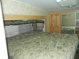 2007 Coachmen Chaparral Photo #15