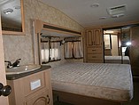 2007 Coachmen Chaparral Photo #4