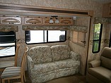 2007 Coachmen Chaparral Photo #12