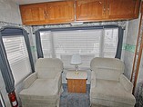 2004 Coachmen Chaparral Photo #4