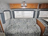 2004 Coachmen Chaparral Photo #8