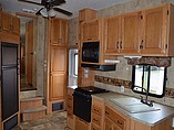 2008 Coachmen Chaparral Photo #11